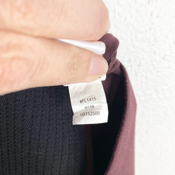 SPANX Burgundy Fashion Essential Leggings Large - Picture 4 of 7